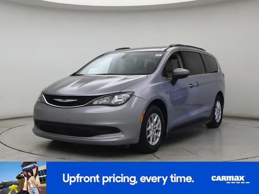 2021 Chrysler Voyager LXI