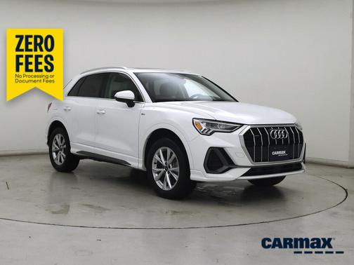 White 2024 Audi Q3 S-Line Premium