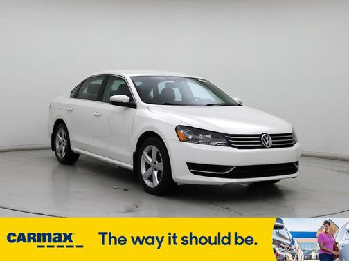 2015 Volkswagen Passat SE