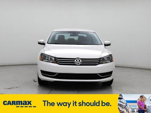 2015 Volkswagen Passat SE