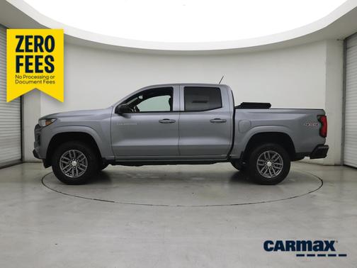 Black 2025 Chevrolet Colorado LT