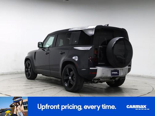 2024 Land Rover Defender 110 SE