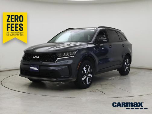 Gray 2023 Kia Sorento S