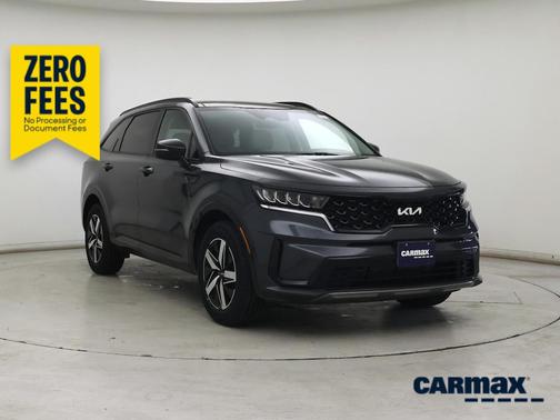 Gray 2023 Kia Sorento S