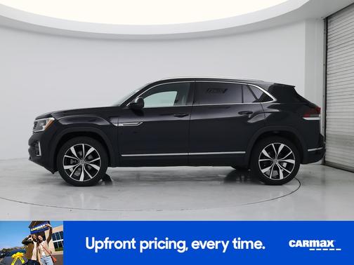 Black 2024 Volkswagen Atlas Cross Sport SEL Premium R-Line