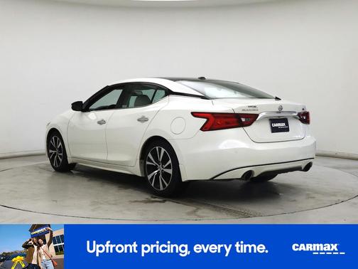 White 2018 Nissan Maxima SL