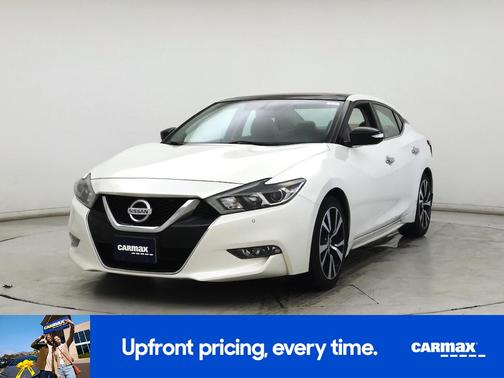 White 2018 Nissan Maxima SL