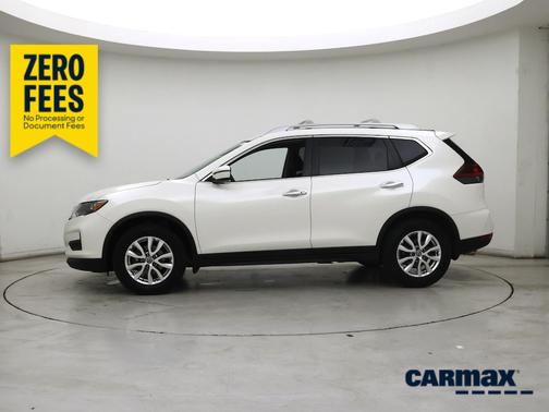 White 2020 Nissan Rogue SV