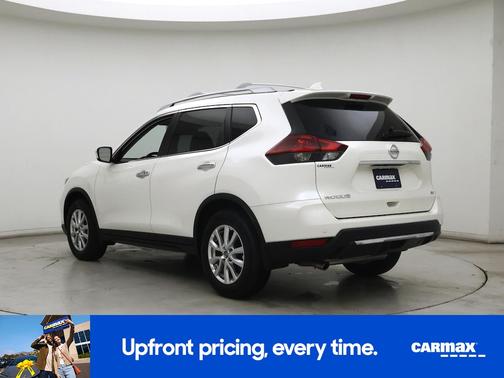White 2020 Nissan Rogue SV