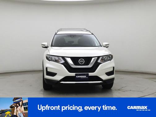 White 2020 Nissan Rogue SV