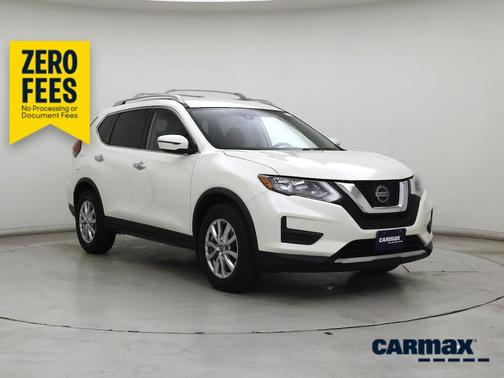 White 2020 Nissan Rogue SV