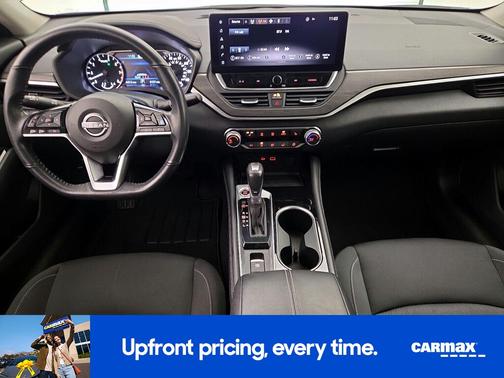 Gray 2023 Nissan Altima SV