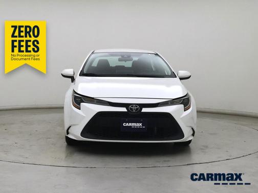 White 2020 Toyota Corolla LE