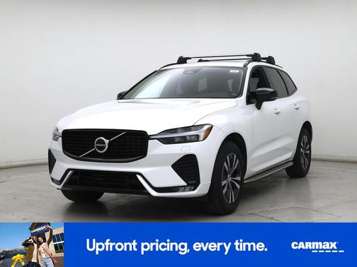2024 Volvo XC60 B5 Core Dark Theme
