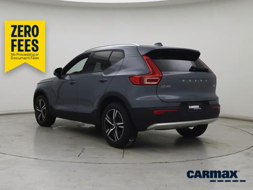 Gray 2023 Volvo XC40 B5 Core