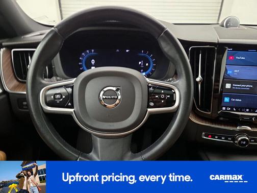 2022 Volvo XC60 B5 Inscription