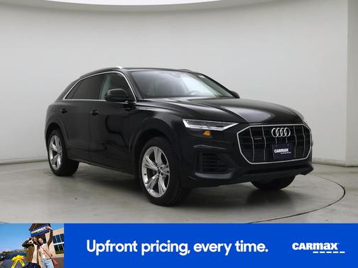 2022 Audi Q8 Premium