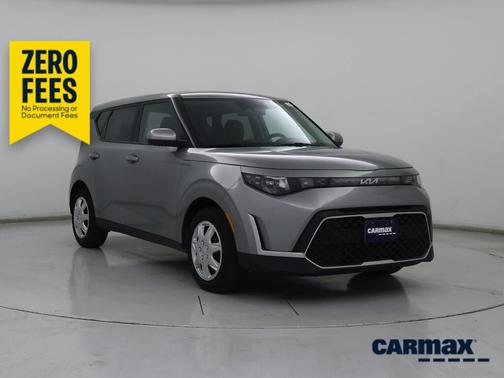 Gray 2023 Kia Soul LX
