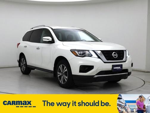 2020 Nissan Pathfinder S