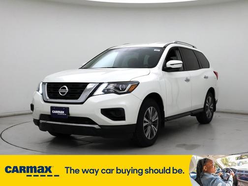 2020 Nissan Pathfinder S