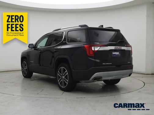 Black 2023 GMC Acadia SLT
