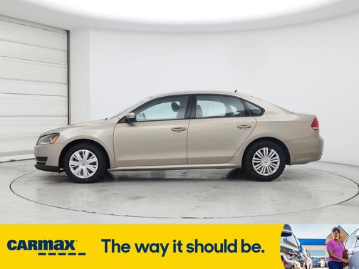 2015 Volkswagen Passat S