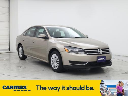 2015 Volkswagen Passat S