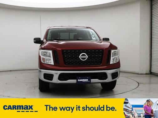 2019 Nissan Titan SV