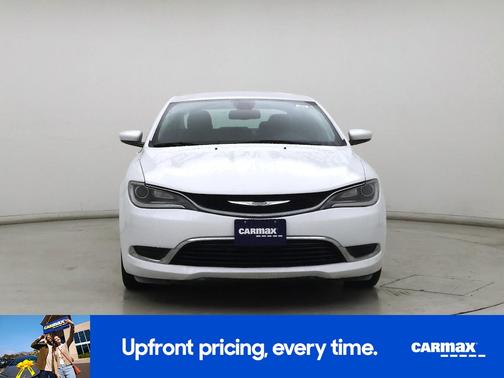 White 2016 Chrysler 200 Limited