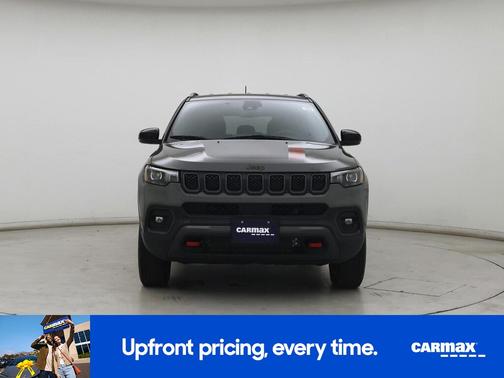 Gray 2023 Jeep Compass Trailhawk