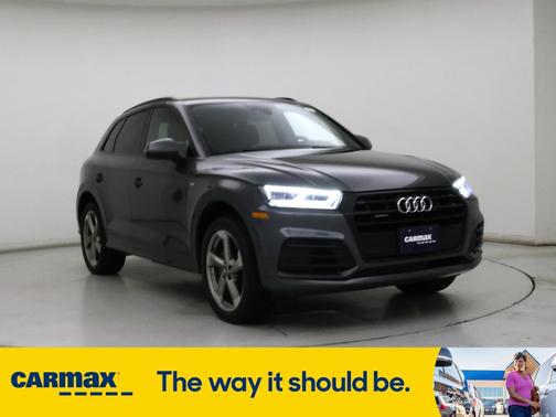 2020 Audi Q5 Titanium Premium Plus