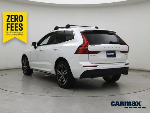 White 2021 Volvo XC60 T6 Momentum