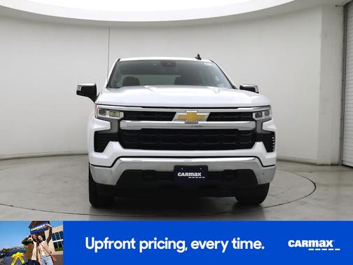 White 2022 Chevrolet Silverado 1500 LT