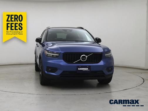 Blue 2020 Volvo XC40 T5 R-Design