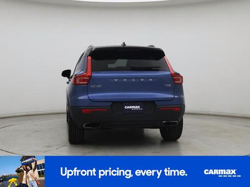Blue 2020 Volvo XC40 T5 R-Design