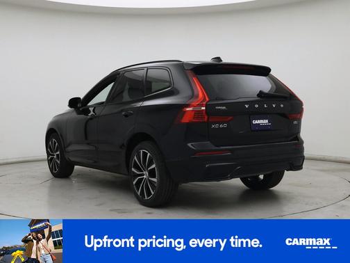 2023 Volvo XC60 B5 Plus Dark Theme