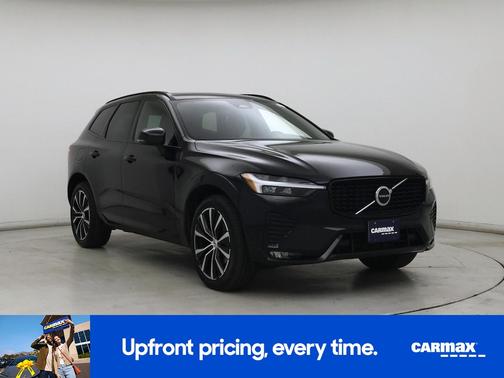 2023 Volvo XC60 B5 Plus Dark Theme