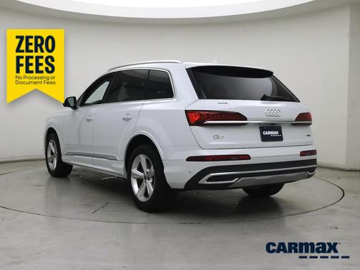 White 2023 Audi Q7 Premium Plus