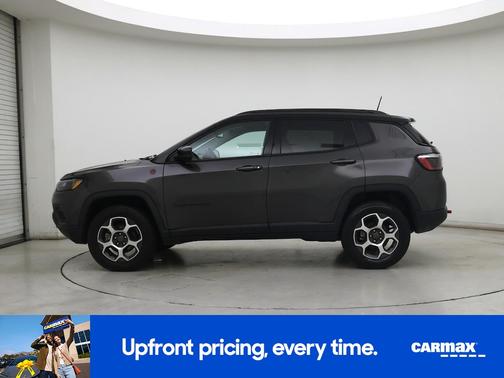 Gray 2022 Jeep Compass Trailhawk