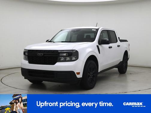White 2023 Ford Maverick XLT