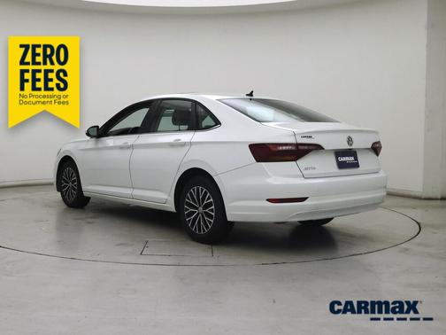 White 2019 Volkswagen Jetta SE