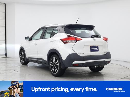 2019 Nissan Kicks SR