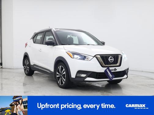 2019 Nissan Kicks SR