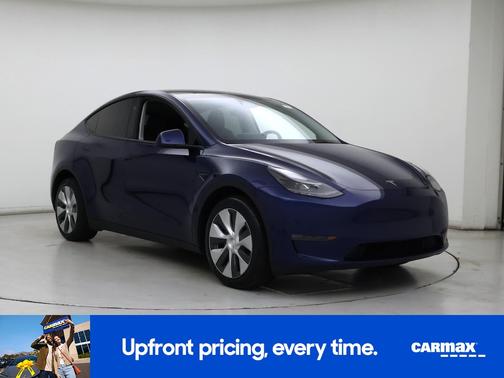 Blue 2023 Tesla Model Y Long Range