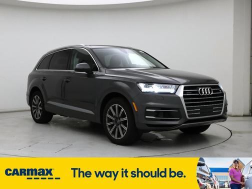 2019 Audi Q7 Premium Plus