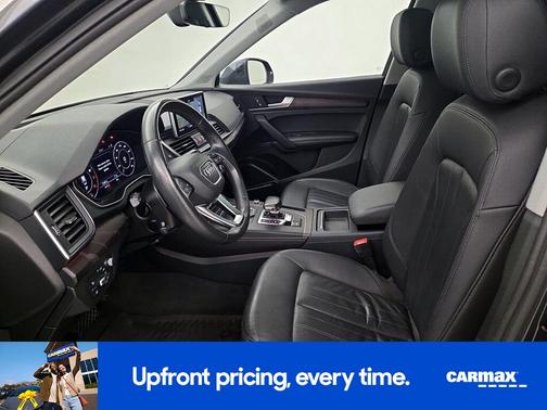 Gray 2018 Audi Q5 Prestige