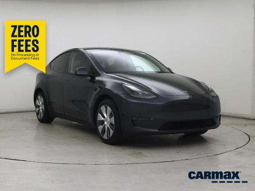 Gray 2024 Tesla Model Y Long Range