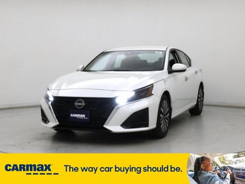 2023 Nissan Altima SV