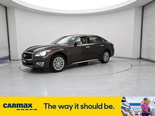 2015 INFINITI Q70 L