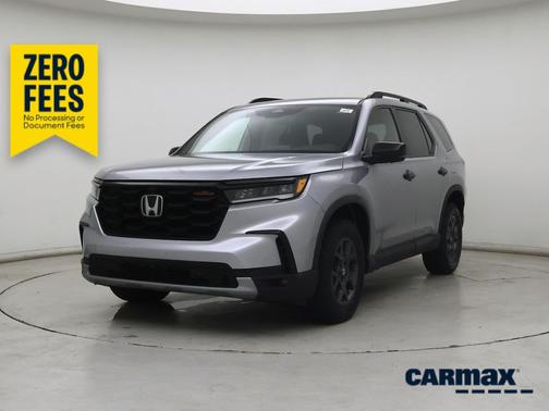 Silver 2023 Honda Pilot Trailsport